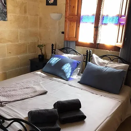 Couette-café Ta Marie Merhba 4*