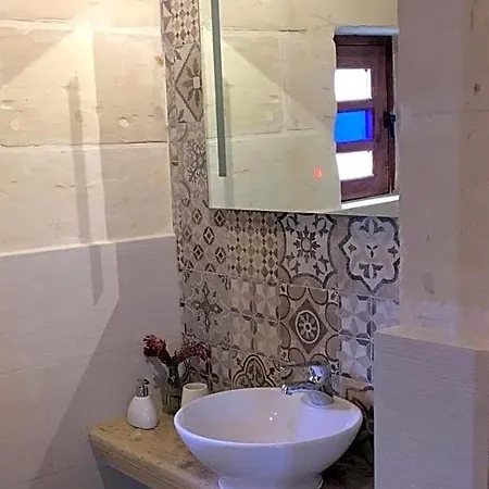 Ta Marie Merhba 4* Zebbug (Gozo)