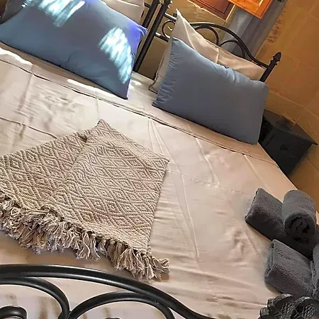 Ta Marie Merhba 4* Zebbug (Gozo)